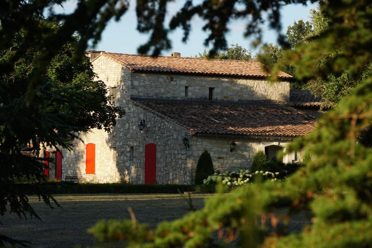 Les Nefliers Gite Céreste Exterior foto